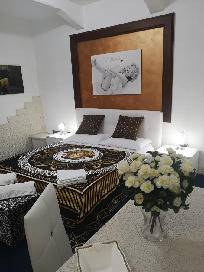 Ferienwohnung Marilyn Reggio Calabria Exterior foto